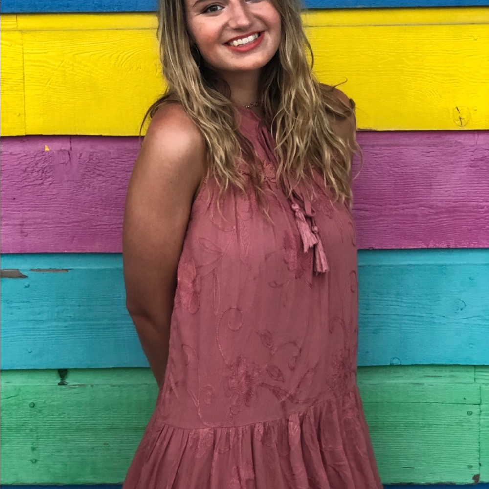 francesca’s pink lace dress